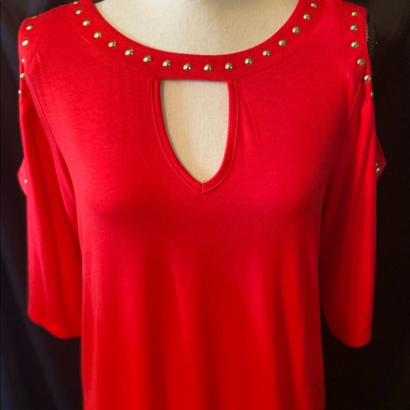 ♥️❄️NWOT c.Oliver Woman’s Red Beaded Top Size M - Picture 4 of 9